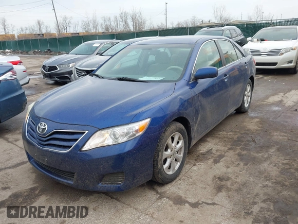 2011 Toyota Camry LE z VIN 4T4BF3EK7BR140000, wystawiony jako IAAI lot #41677891 z przebiegiem 171 718 mil mil oraz . Historia ofert i sprzedaży dostępna na DreamBid. Obrazek 6.