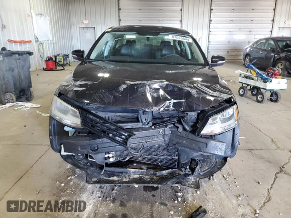2014 Volkswagen Jetta Sedan SE w/Connectivity with VIN 3VWD07AJ9EM397338, listed as a Copart auction lot 87020844 with 140,178 mi miles and Non Repairable. Bid and sale history available at carsss.com. Image 5.