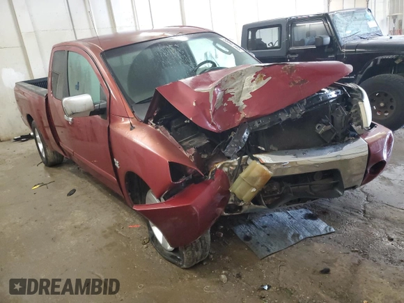 2004 Nissan Titan SE z VIN 1N6AA06A84N590696, wystawiony jako Copart lot #55947145 z przebiegiem 244 851 mil mil oraz Szkoda całkowita • Salvage title. Historia ofert i sprzedaży dostępna na DreamBid. Obrazek 4.