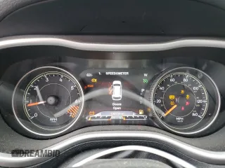 2015 Jeep Cherokee Trailhawk с VIN 1C4PJMBB5FW615179, выставлен на аукционе Copart как лот 54600985 с пробегом 133 724 миль миль и Списание • Salvage title. История ставок и продаж доступна на DreamBid. Изображение 9.