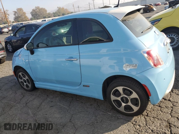 2015 FIAT 500e with VIN 3C3CFFGE7FT507347, listed as a Copart auction lot 83441424 with 70,988 mi miles and Clean Title. Bid and sale history available at carsss.com. Image 2.