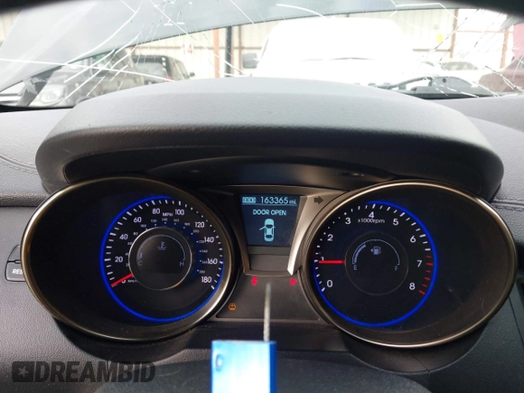 2014 Hyundai Genesis Coupe 3.8 Ultimate with VIN KMHHU6KJ9EU117703, listed as a IAAI auction lot 41486814 with 163,365 mi miles. Bid and sale history available at carsss.com. Image 7.