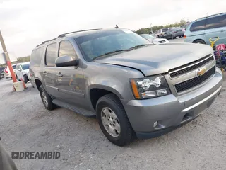 2007 Chevrolet Suburban LT with VIN 1GNFK16397J238680, listed as a IAAI auction lot 41561901 with 1 mi miles. Bid and sale history available at carsss.com. Image 1.