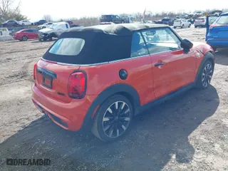 2021 MINI Convertible Cooper S with VIN WMWWJ5C09M3M08577, listed as a IAAI auction lot 41469351 with 51,145 mi miles. Bid and sale history available at carsss.com. Image 4.