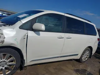 2017 Toyota Sienna XLE with VIN 5TDDZ3DC3HS171251, listed as a IAAI auction lot 41637035 with 124,127 mi miles and . Bid and sale history available at DreamBid. Image 15.