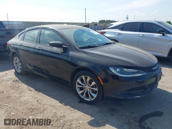 2015 Chrysler 200 S with VIN 1C3CCCBB9FN674748, listed as a IAAI auction lot 42042220 with 162,187 mi miles. Bid and sale history available at carsss.com. Image 1.