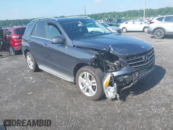 2015 Mercedes-Benz M 350 with VIN 4JGDA5HB9FA522206, listed as a IAAI auction lot 42634089 with 120,000 mi miles and . Bid and sale history available at DreamBid. Image 1.