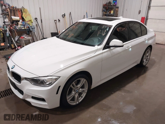 2014 BMW 3 Series 328d xDrive z VIN WBA3D5C51EKX98278, wystawiony jako IAAI lot #41775547 z przebiegiem 211 480 mil mil oraz . Historia ofert i sprzedaży dostępna na DreamBid. Obrazek 2.