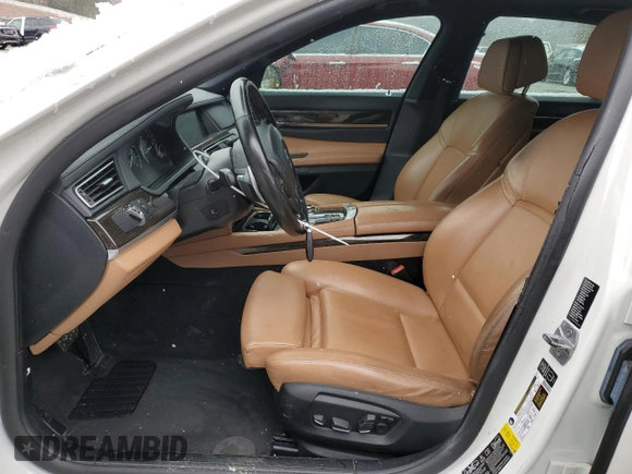 2013 BMW 7 Series 750i xDrive z VIN WBAYB6C56DD223727, wystawiony jako Copart lot #45298235 z przebiegiem 113 635 mil mil oraz Szkoda całkowita • Salvage title. Historia ofert i sprzedaży dostępna na DreamBid. Obrazek 7.