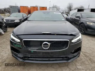2017 Volvo S90 Momentum with VIN YV1A22MK4H1012268, listed as a Copart auction lot 44632965 with 28,505 mi miles and Salvage Title. Bid and sale history available at carsss.com. Image 5.