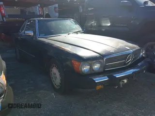 1989 Mercedes-Benz 560 Series 560SL with VIN WDBBA48D9KA093505, listed as a IAAI auction lot 41440397 with 172,575 mi miles. Bid and sale history available at carsss.com. Image 1.