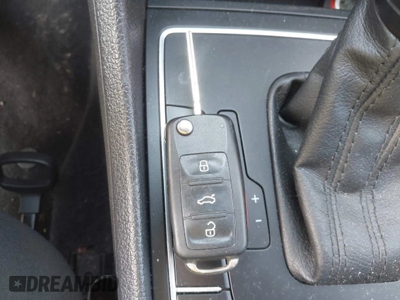 2012 Volkswagen Passat S w/Appearance with VIN 1VWAP7A37CC079555, listed as a IAAI auction lot 42092814 with 109,227 mi miles. Bid and sale history available at carsss.com. Image 11.