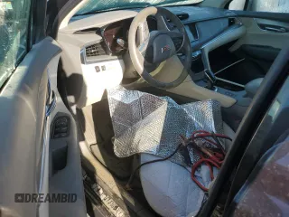 2017 Cadillac XT5 Luxury AWD z VIN 1GYKNDRSXHZ267282, wystawiony jako Copart lot #82061694 z przebiegiem Nie podano mil oraz Szkoda całkowita • Salvage title. Historia ofert i sprzedaży dostępna na DreamBid. Obrazek 8.
