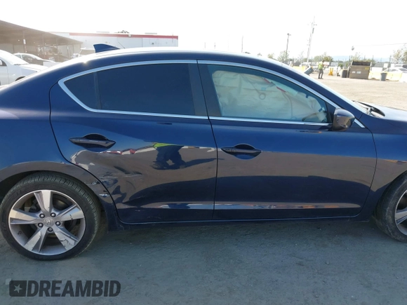 2014 Acura ILX with VIN 19VDE1F31EE004253, listed as a IAAI auction lot 41997152 with 126,788 mi miles. Bid and sale history available at carsss.com. Image 13.