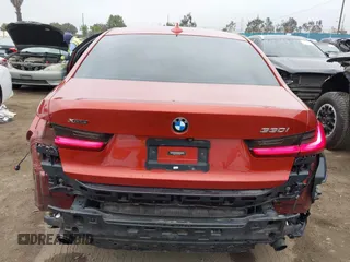 2019 BMW 3 Series 330i xDrive with VIN WBA5R7C50KFH28767, listed as a IAAI auction lot 42206528 with 52,529 mi miles and . Bid and sale history available at DreamBid. Image 17.