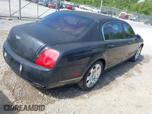 2006 Bentley Flying Spur z VIN SCBBR53W06C039791, wystawiony jako IAAI lot #42295068 z przebiegiem 48 739 mil mil oraz . Historia ofert i sprzedaży dostępna na DreamBid. Obrazek 4.