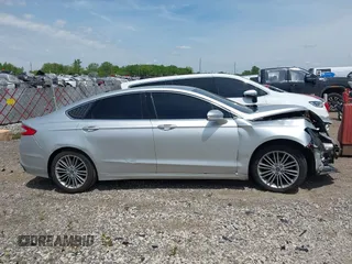 2013 Ford Fusion SE с VIN 3FA6P0H90DR155250, выставлен на аукционе IAAI как лот 42393070 с пробегом 108 689 миль миль и . История ставок и продаж доступна на DreamBid. Изображение 14.