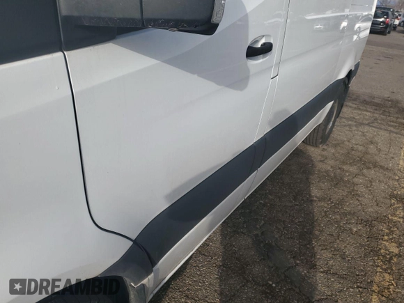 2022 Mercedes-Benz Sprinter Cargo with VIN W1Y70BGY4NT086243, listed as a IAAI auction lot 42195651 with 120,068 mi miles and . Bid and sale history available at DreamBid. Image 4.
