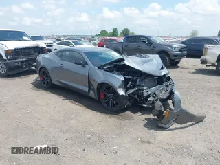 2022 Chevrolet Camaro 1SS z VIN 1G1FF1R70N0101991, wystawiony jako IAAI lot #42148128 z przebiegiem 49 451 mil mil oraz . Historia ofert i sprzedaży dostępna na DreamBid. Obrazek 1.