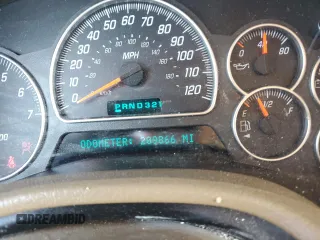2002 GMC Envoy SLT with VIN 1GKDT13S922346832, listed as a Copart auction lot 48412145 with 209,866 mi miles and Salvage Title. Bid and sale history available at carsss.com. Image 9.