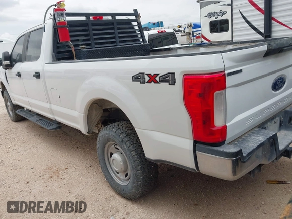 2019 Ford F-250 XL с VIN 1FT7W2B65KEE73554, выставлен на аукционе IAAI как лот 42523527 с пробегом 260 323 миль миль и . История ставок и продаж доступна на DreamBid. Изображение 3.
