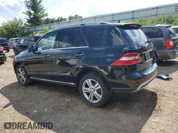 2015 Mercedes-Benz M 350 z VIN 4JGDA5HB5FA489317, wystawiony jako Copart lot #80890724 z przebiegiem 161 376 mil mil oraz Czysty tytuł • Clean title. Historia ofert i sprzedaży dostępna na DreamBid. Obrazek 2.
