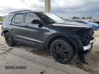 2024 Ford Explorer ST-Line с VIN 1FMSK7KH7RGA35746, выставлен на аукционе Copart как лот 61143375 с пробегом 15 731 миль миль и Списание • Salvage title. История ставок и продаж доступна на DreamBid. Изображение 4.