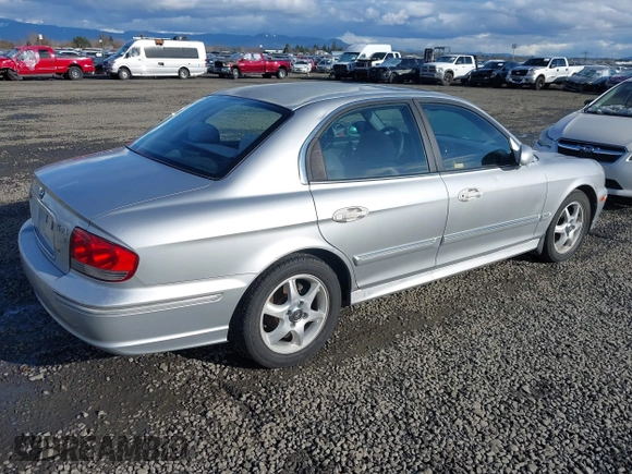 2005 Hyundai Sonata GLS with VIN KMHWF35H15A175265, listed as a IAAI auction lot 41512988 with 124,858 mi miles. Bid and sale history available at carsss.com. Image 4.