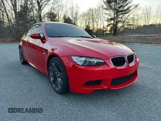 2011 BMW M3 z VIN WBSKG9C52BE368646, wystawiony jako Copart lot #58333795 z przebiegiem 201 163 mil mil oraz Tytuł czysty. Historia ofert i sprzedaży dostępna na DreamBid. Obrazek 1.