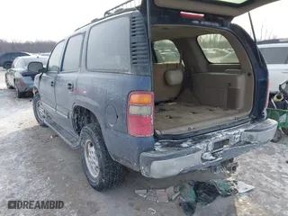 2003 Chevrolet Tahoe LT with VIN 1GNEC13Z63R182212, listed as a IAAI auction lot 41399286 with 241,980 mi miles. Bid and sale history available at carsss.com. Image 3.