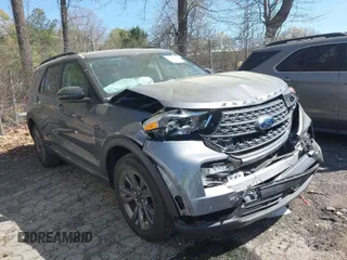 2023 Ford Explorer XLT with VIN 1FMSK8DHXPGC09230, listed as a IAAI auction lot 41899584 with 20,892 mi miles. Bid and sale history available at carsss.com. Image 1.