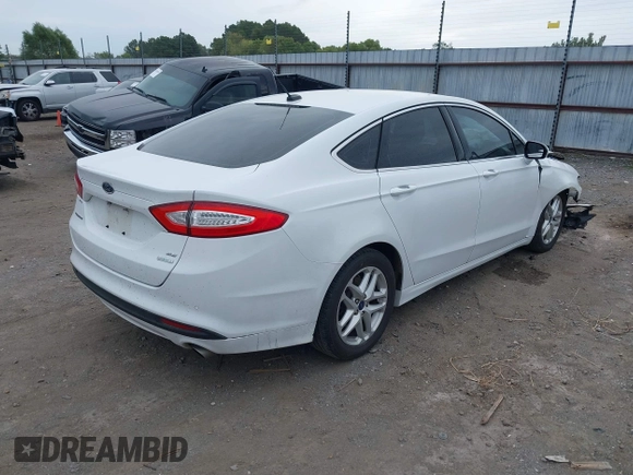 2016 Ford Fusion SE with VIN 3FA6P0HD4GR292670, listed as a IAAI auction lot 40439401 with 149,524 mi miles. Bid and sale history available at carsss.com. Image 4.