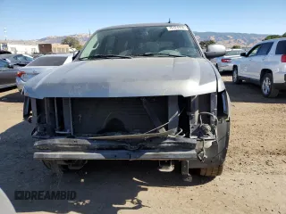 2008 Chevrolet Suburban LTZ with VIN 3GNFC16J18G172933, listed as a Copart auction lot 76124934 with 156,089 mi miles and Salvage Title. Bid and sale history available at carsss.com. Image 5.