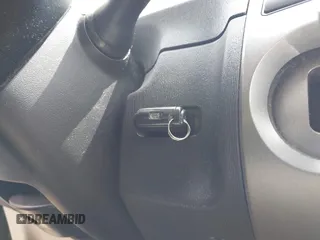 2007 Toyota Prius z VIN JTDKB20U277685606, wystawiony jako IAAI lot #42275241 z przebiegiem 291 225 mil mil oraz . Historia ofert i sprzedaży dostępna na DreamBid. Obrazek 11.