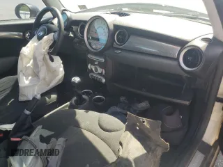 2008 MINI Hardtop S with VIN WMWMF73558TT89662, listed as a Copart auction lot 55200495 with Not Provided miles and Salvage Title. Bid and sale history available at DreamBid. Image 8.