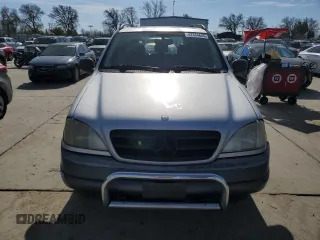1998 Mercedes-Benz M-Class with VIN 4JGAB54E7WA041547, listed as a Copart auction lot 42334655 with 183,814 mi miles and Salvage Title. Bid and sale history available at carsss.com. Image 5.