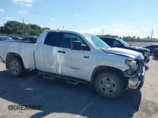 2021 Toyota Tundra 2WD SR with VIN 5TFRY5F11MX291067, listed as a IAAI auction lot 41482908 with 46,700 mi miles. Bid and sale history available at carsss.com. Image 1.