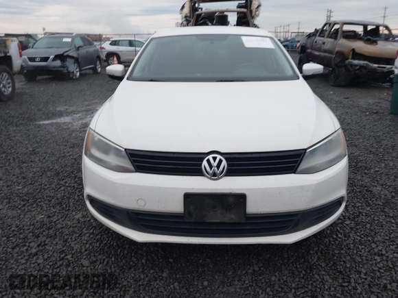 2012 Volkswagen Jetta SE with VIN 3VWDX7AJ2CM356378, listed as a IAAI auction lot 41145401 with 132,301 mi miles and . Bid and sale history available at DreamBid. Image 13.