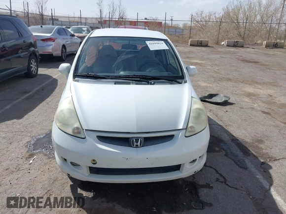 2007 Honda Fit Sport z VIN JHMGD38657S030086, wystawiony jako IAAI lot #41699824 z przebiegiem 224 648 mil mil oraz . Historia ofert i sprzedaży dostępna na DreamBid. Obrazek 12.