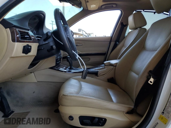2008 BMW 3 Series 328i with VIN WBAVA37558NL54209, listed as a Copart auction lot 64012685 with 129,324 mi miles and Salvage title. Bid and sale history available at DreamBid. Image 7.