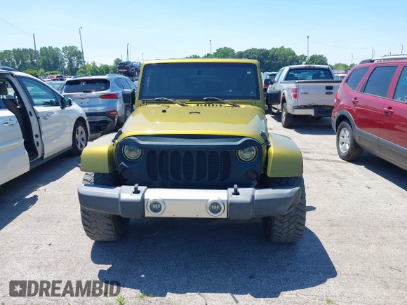 2008 Jeep Wrangler Unlimited Sahara with VIN 1J4GA59128L608191, listed as a IAAI auction lot 42669266 with 201,156 mi miles and . Bid and sale history available at DreamBid. Image 12.