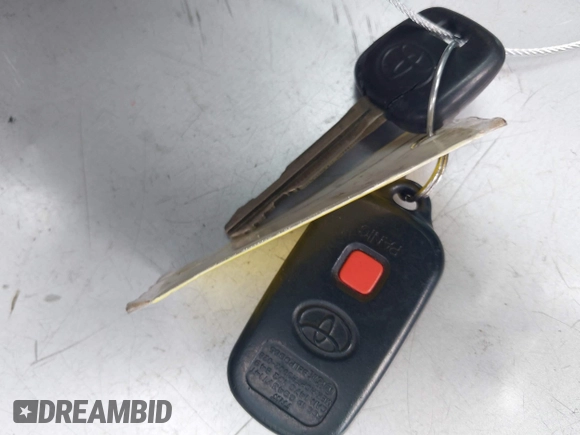 2005 Toyota Camry LE with VIN 4T1BE30K35U572110, listed as a IAAI auction lot 42674324 with 147,480 mi miles and . Bid and sale history available at DreamBid. Image 11.