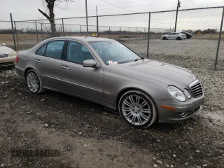2007 Mercedes-Benz E-Class 3.5L with VIN WDBUF87X17B123174, listed as a Copart auction lot 48057505 with 117,666 mi miles and Salvage Title. Bid and sale history available at carsss.com. Image 4.