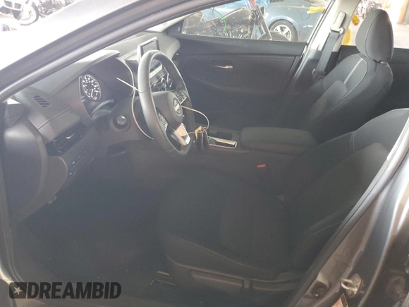 2024 Nissan Sentra SV с VIN 3N1AB8CV0RY377955, выставлен на аукционе Copart как лот 58603515 с пробегом 16 062 миль миль и Списание • Salvage title. История ставок и продаж доступна на DreamBid. Изображение 7.