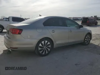 2015 Volkswagen Jetta Sedan Hybrid SEL Premium with VIN 3VW637AJXFM427884, listed as a Copart auction lot 49460505 with 58,950 mi miles and Salvage Title. Bid and sale history available at carsss.com. Image 3.