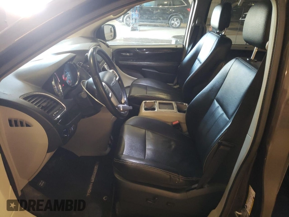 2015 Chrysler Town & Country Touring L with VIN 2C4RC1CG0FR578448, listed as a Copart auction lot 54049825 with 203,195 mi miles and Salvage Title. Bid and sale history available at DreamBid. Image 7.