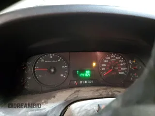 2005 Ford F-250 XL z VIN 1FTSX215X5EC77078, wystawiony jako Copart lot #43206515 z przebiegiem 174 764 mil mil oraz Szkoda całkowita • Salvage title. Historia ofert i sprzedaży dostępna na DreamBid. Obrazek 9.