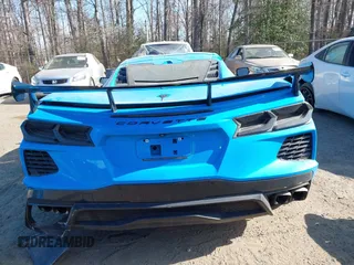 2020 Chevrolet Corvette 2LT z VIN 1G1Y72D44L5117409, wystawiony jako IAAI lot #41913012 z przebiegiem 64 027 mil mil oraz . Historia ofert i sprzedaży dostępna na DreamBid. Obrazek 17.