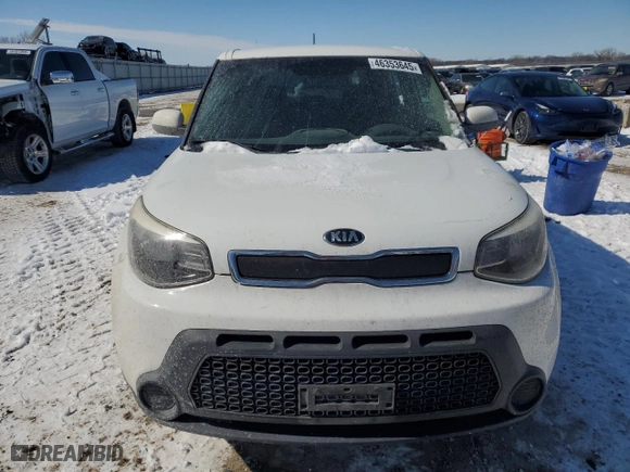 2015 Kia Soul with VIN KNDJN2A20F7139403, listed as a Copart auction lot 46353645 with 0 mi miles and Salvage Title. Bid and sale history available at carsss.com. Image 5.