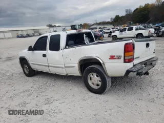 1999 GMC New Sierra 1500 SLE with VIN 2GTEK19T2X1517317, listed as a Copart auction lot 78908864 with 323,309 mi miles and Salvage Title. Bid and sale history available at carsss.com. Image 2.